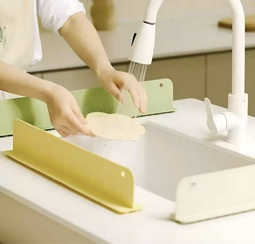 SplashSeal™ – Flexible Silicone Sink Splash Guard